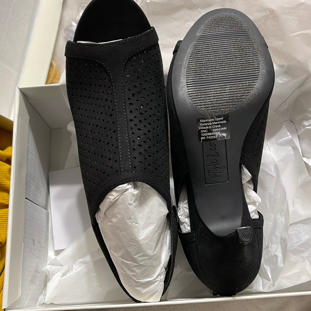 Style and Co size 8 shoes